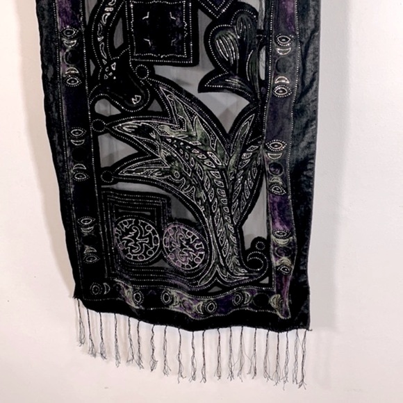 Boho Fringe Metallic Embellishments 18”Wide x 60” Long Felt Black Table Runner - Picture 6 of 13